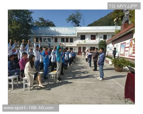 贺炜：面对失利中国队不必气馁未来仍需努力和提升